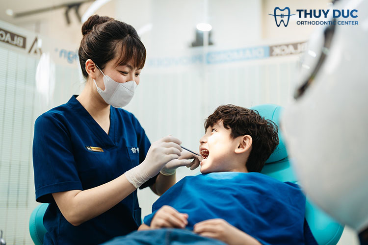 4. Những gì sẽ diễn ra trong một buổi khám răng? 1