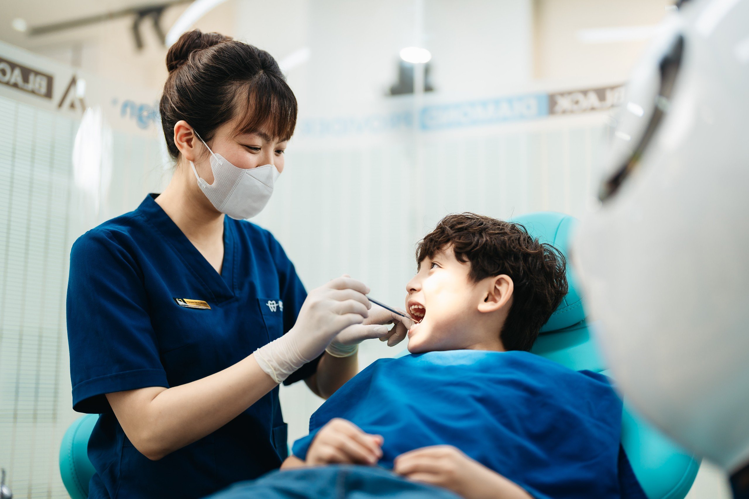 7. Tâm lý trẻ khi đi khám răng 1